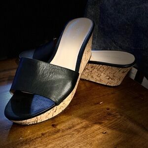 Nine West slide wedge sandal 7.5m size